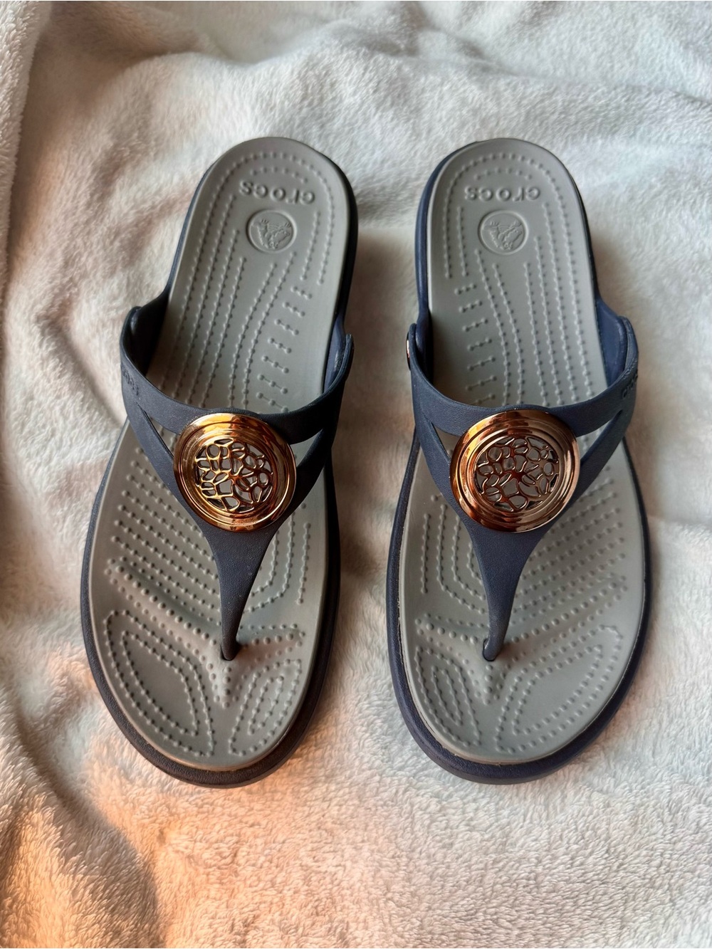 Crocs Sanrah Circle Wedge Flip Flop Sandals Women's 8W